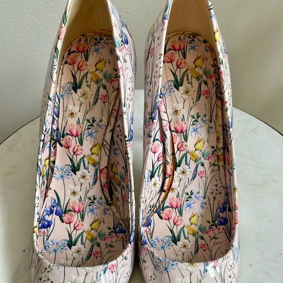 ALDO FLOWER PRINT LIGHT PINK PUMPS, 7.5 - Picture 6 of 6